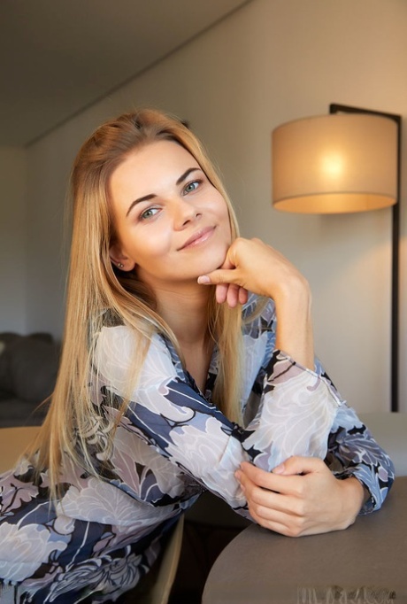 Elina Sweet hd nackte foto