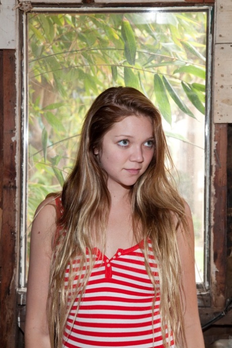 Jessie Andrews hd akt bild