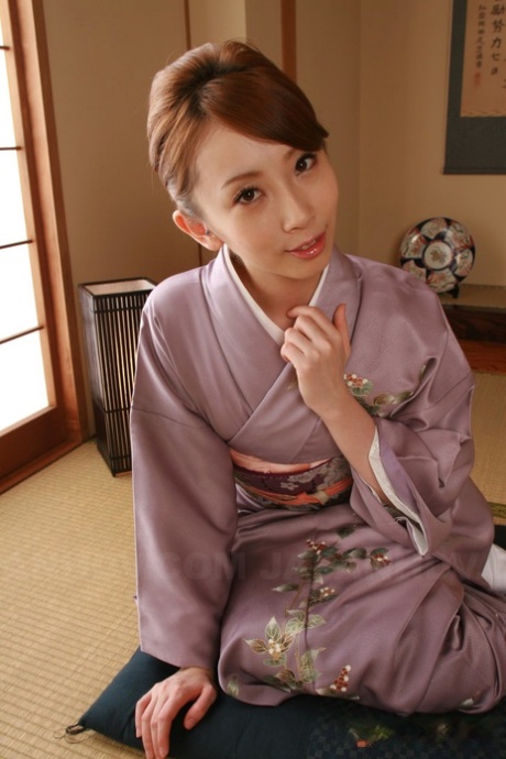 Aya Kisaki schöne nacktheit bild